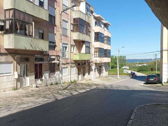 Apartamento, Barreiro e Lavradio