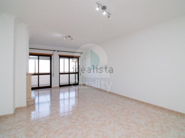 Apartamento, Barreiro e Lavradio