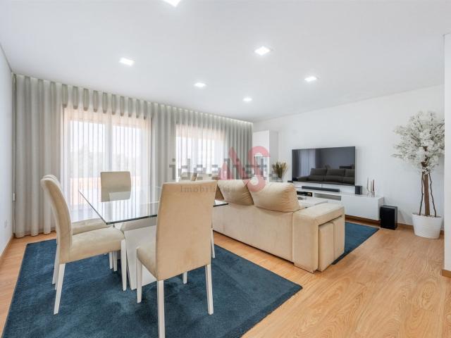 Apartamento, Barrosas Santo Estêvão