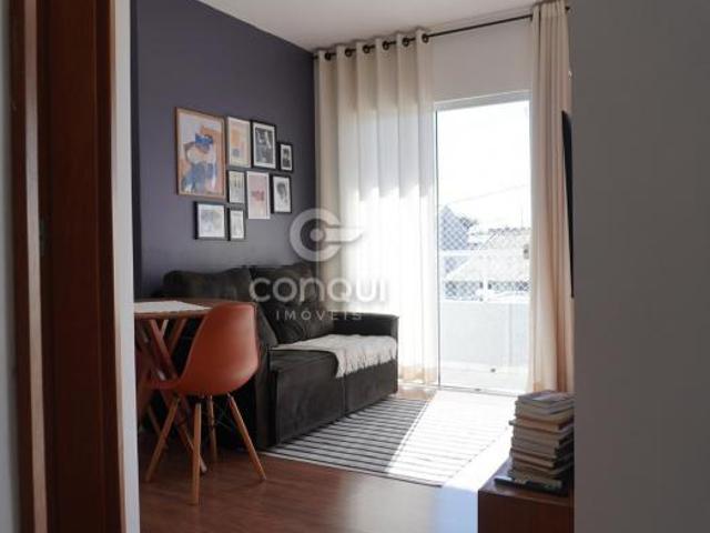 Apartamento bem iluminado 2 quartos ótima localiza