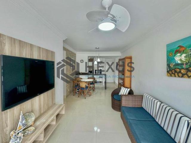 Apartamento beira mar com varanda e lazer na Praia do Tombo, Guaruja