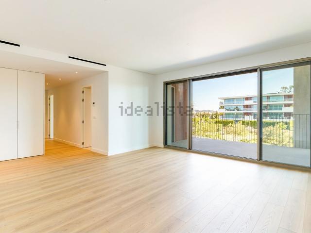 Apartamento, Belas