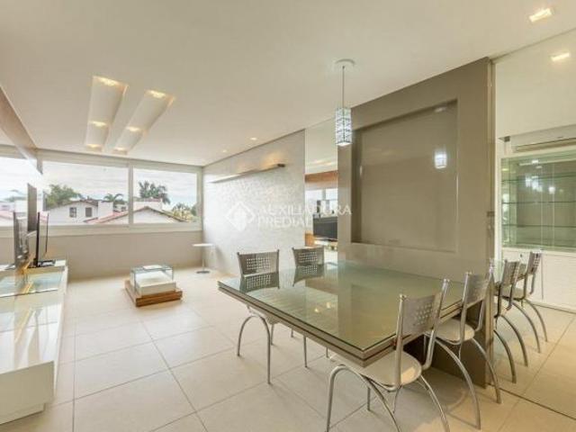 APARTAMENTO BELÍSSIMO SEMI MOBILIADO