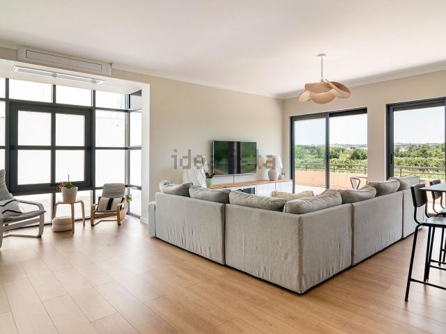 Apartamento, Bombarral e Vale Covo