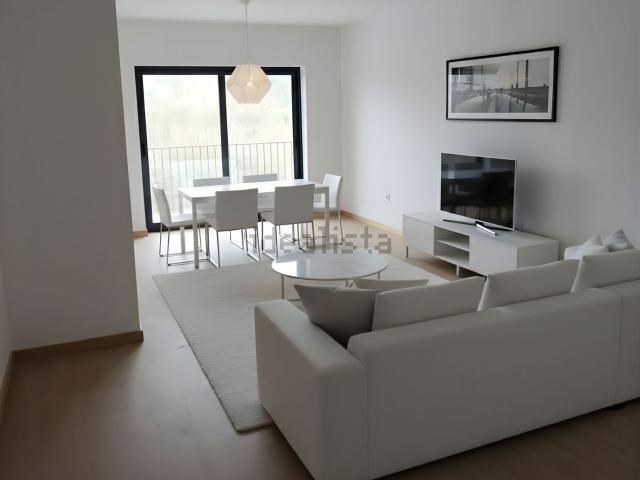 Apartamento, Britelo Gémeos Ourilhe