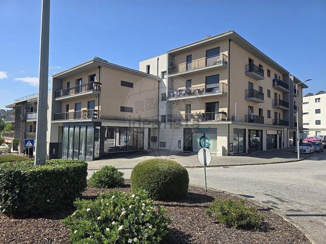 Apartamento, Britelo Gémeos Ourilhe