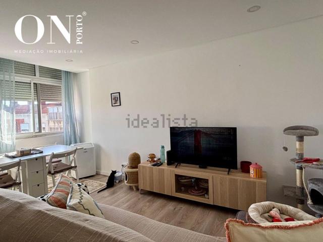 Apartamento, Camarate Unhos Apelação