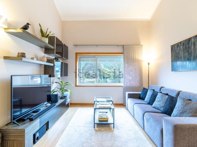 Apartamento, Canelas