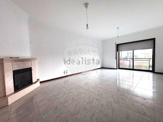 Apartamento, Canelas