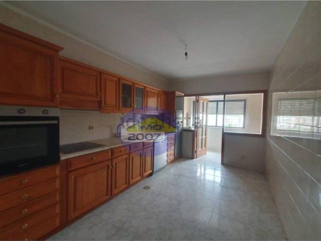 Apartamento, Canelas