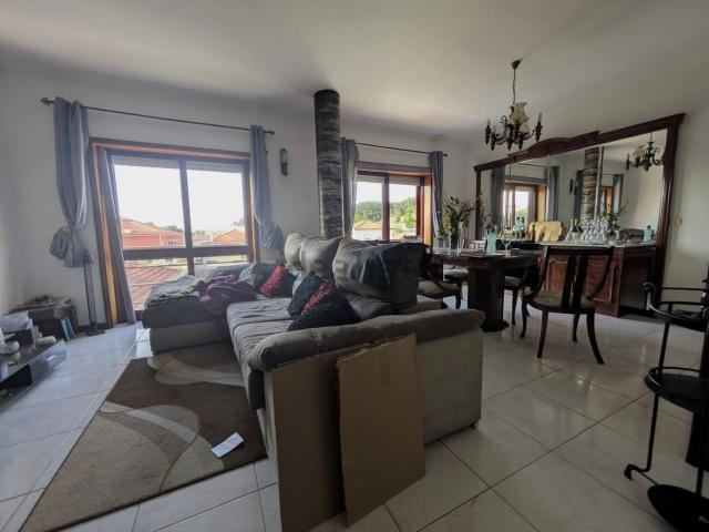 Apartamento, Canelas