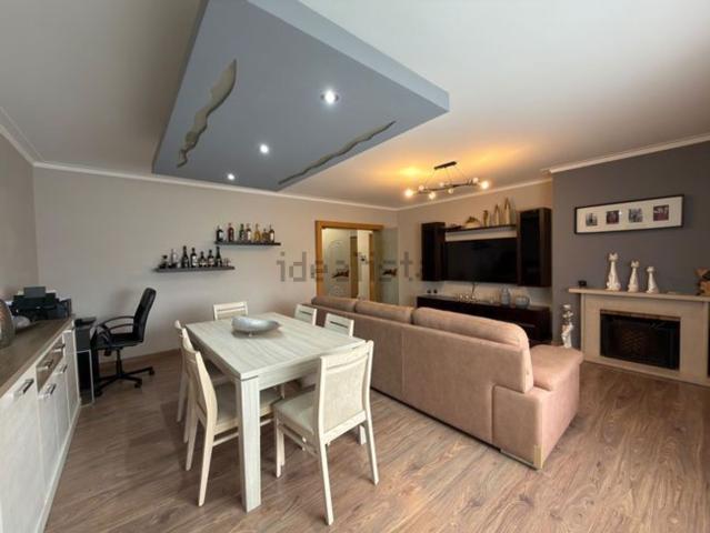 Apartamento, Canelas