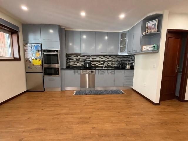 Apartamento, Canelas