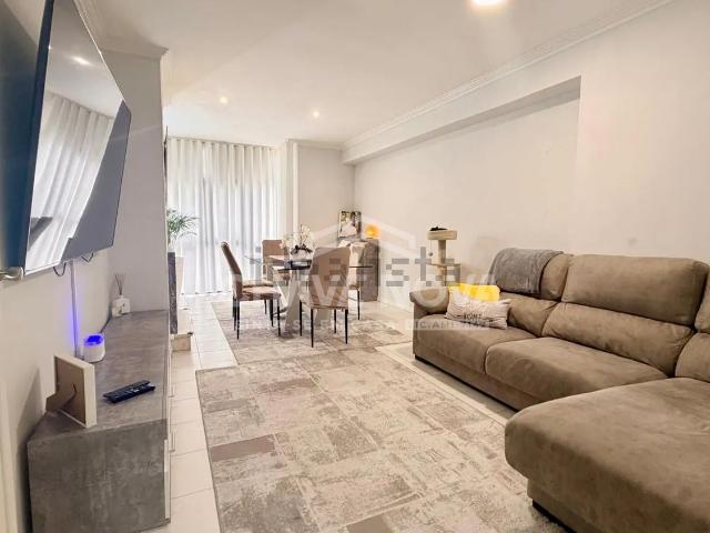 Apartamento, Canelas