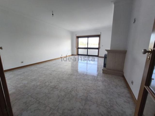 Apartamento, Canelas