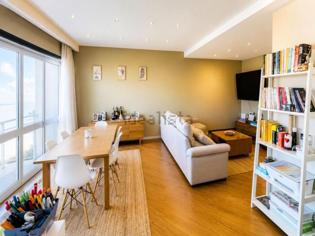 Apartamento, Canelas