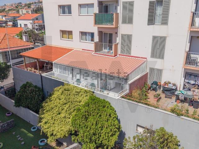Apartamento, Caniço