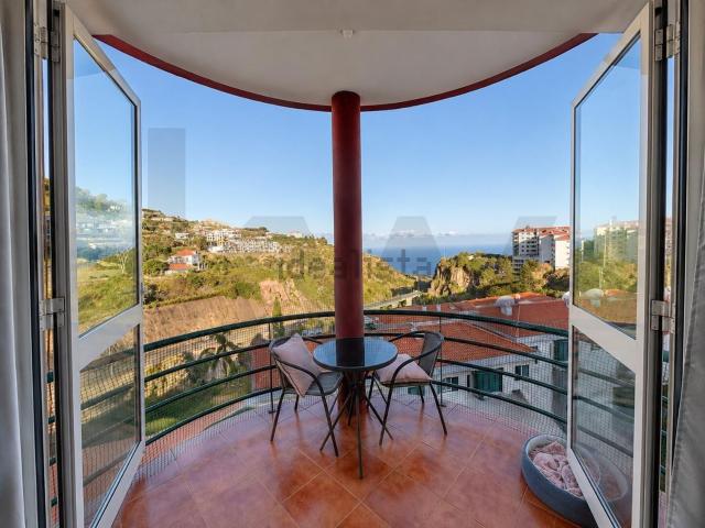 Apartamento, Caniço