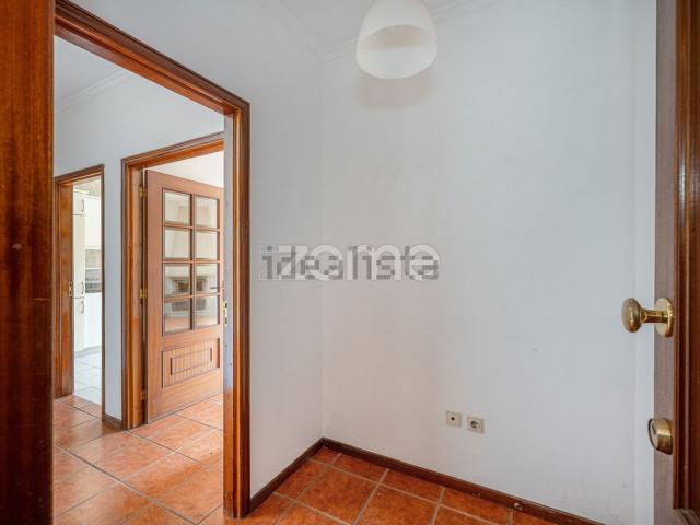 Apartamento, Cabeça Santa