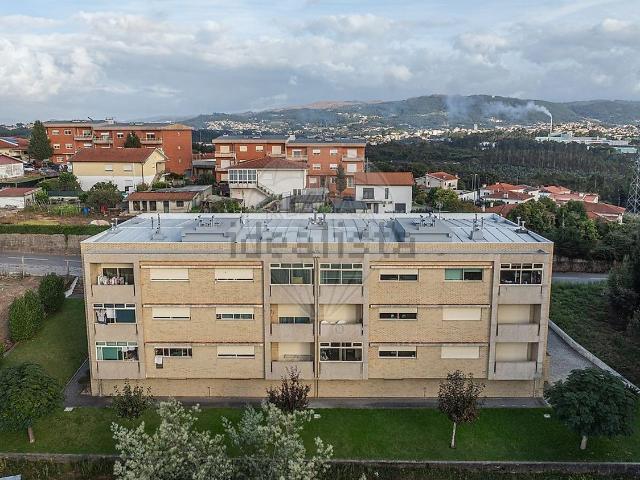 Apartamento, Cabeçudos