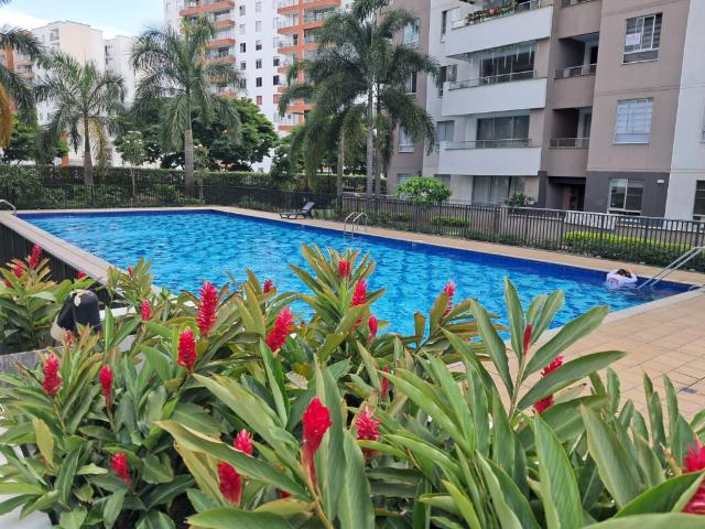 APARTAMENTO Calle 67 NORTE #4 B 77, Urbanización La Flora, Cali