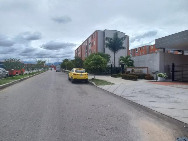 APARTAMENTO Calle 12 #34 56, ARBOLEDA ARENILLO PISO 5 SIN ASCENSOR, Ibagué