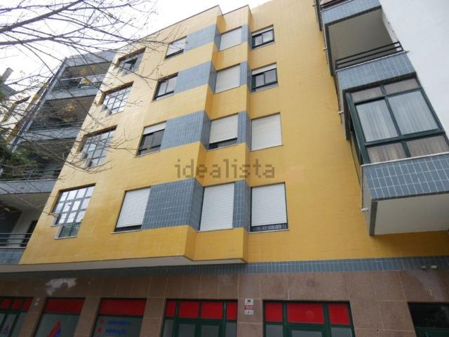 Apartamento, Laranjeiro e Feijó