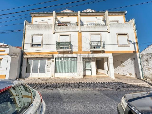 Apartamento, Cartaxo e Vale da Pinta