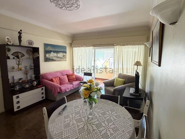 Apartamento, Carcavelos e Parede