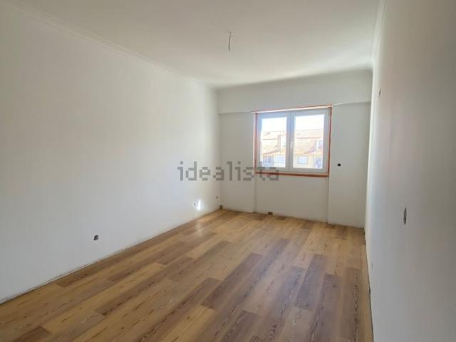 Apartamento, Carcavelos e Parede