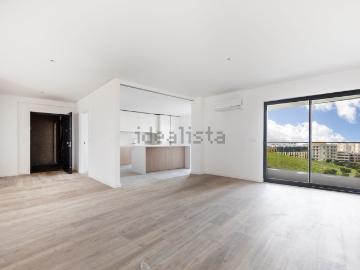 Apartamento, Carnaxide e Queijas