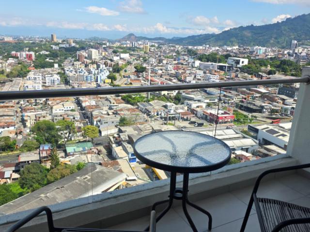 APARTAMENTO Carrera 17 #15 21, PINARES, Pereira