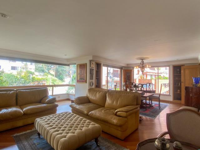 APARTAMENTO Carrera 2 A #72 3, Los Rosales, Bogotá