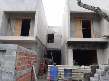 Guararema, São Paulo - Varanda, Garagem