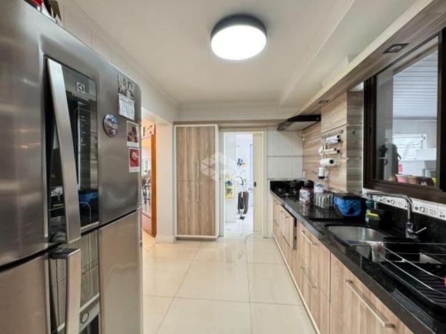 Apartamento central com 3 dormitórios, sendo 2 suítes em Santa Cruz do Sul!