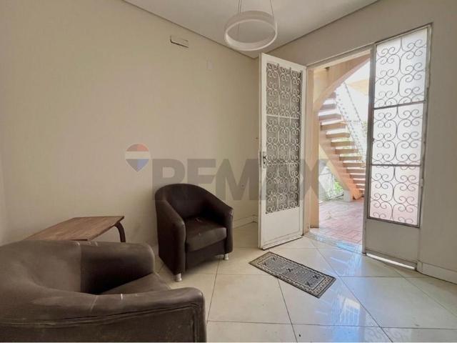 Apartamento central com varanda