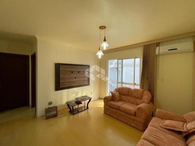 Apartamento central de 2 dormitórios, ao lado do Hospital Santa Cruz