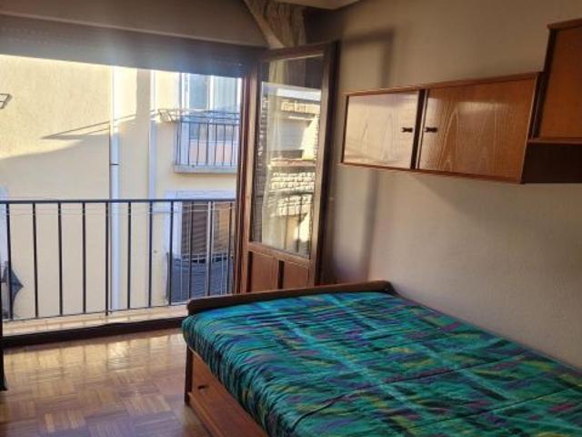 APARTAMENTO CÉNTRICO