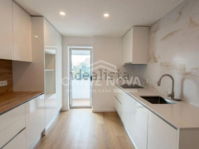 Apartamento, Cedofeita Santo Ildefonso Sé Miragaia São Nicolau Vitória
