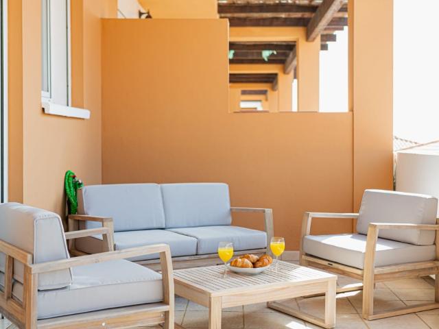 Apartamento cerca del mar en Amarilla Golf