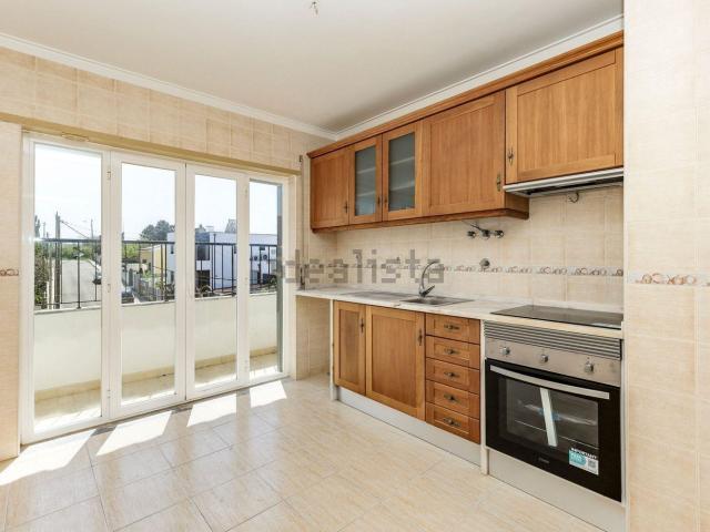 Apartamento, Charneca da Caparica e Sobreda