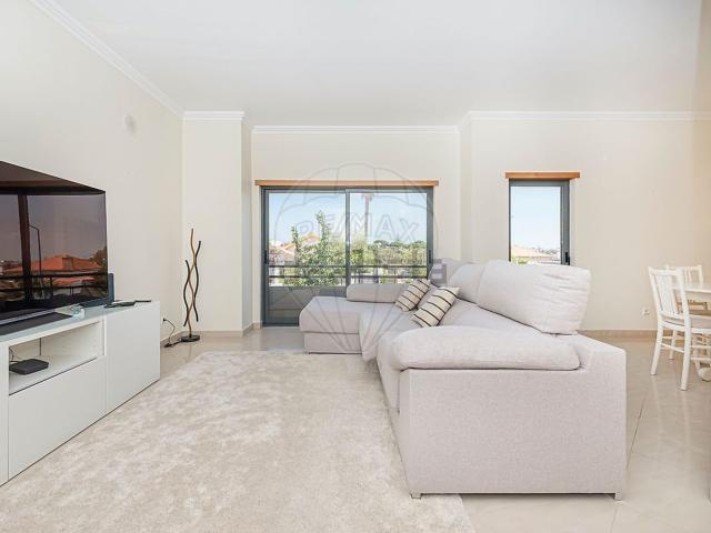 Apartamento, Charneca da Caparica e Sobreda