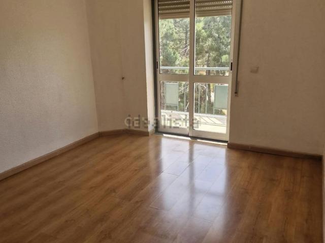 Apartamento, Charneca da Caparica e Sobreda