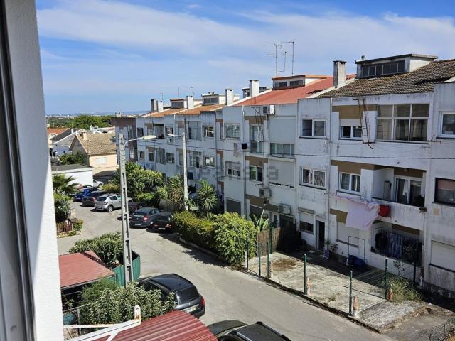 Apartamento, Charneca da Caparica e Sobreda