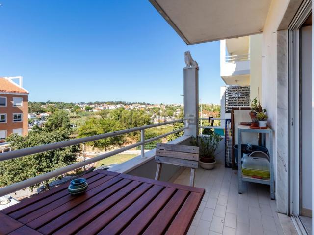 Apartamento, Charneca da Caparica e Sobreda