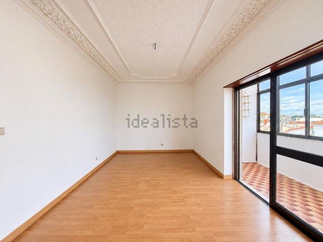 Apartamento, Charneca da Caparica e Sobreda