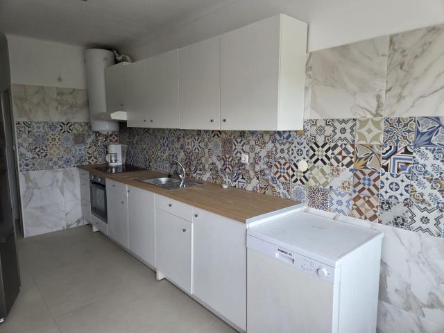 Apartamento, Charneca da Caparica e Sobreda