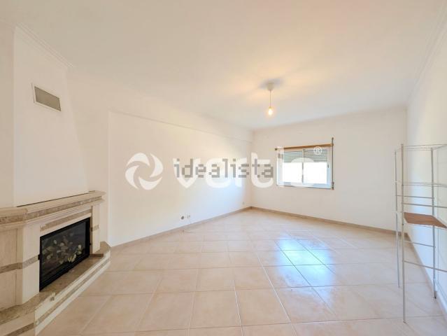 Apartamento, Charneca da Caparica e Sobreda