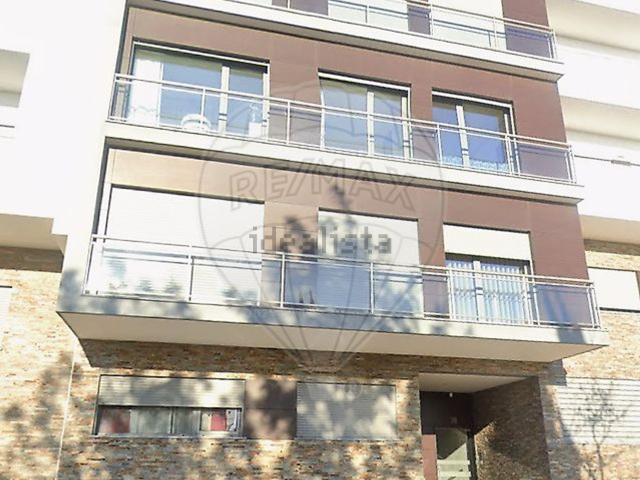 Apartamento, Charneca da Caparica e Sobreda