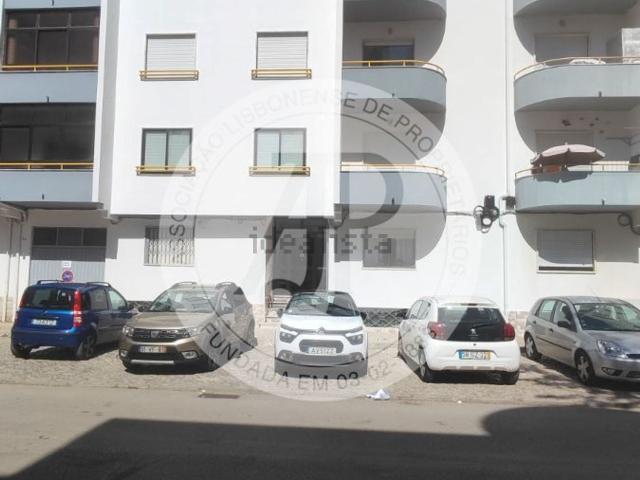 Apartamento, Charneca da Caparica e Sobreda